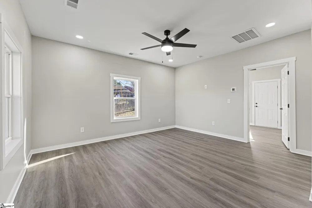 8 Powell Street Seneca, SC 29678