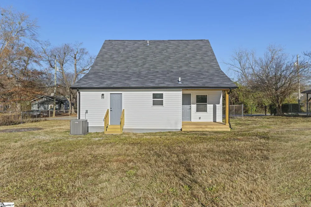 8 Powell Street Seneca, SC 29678
