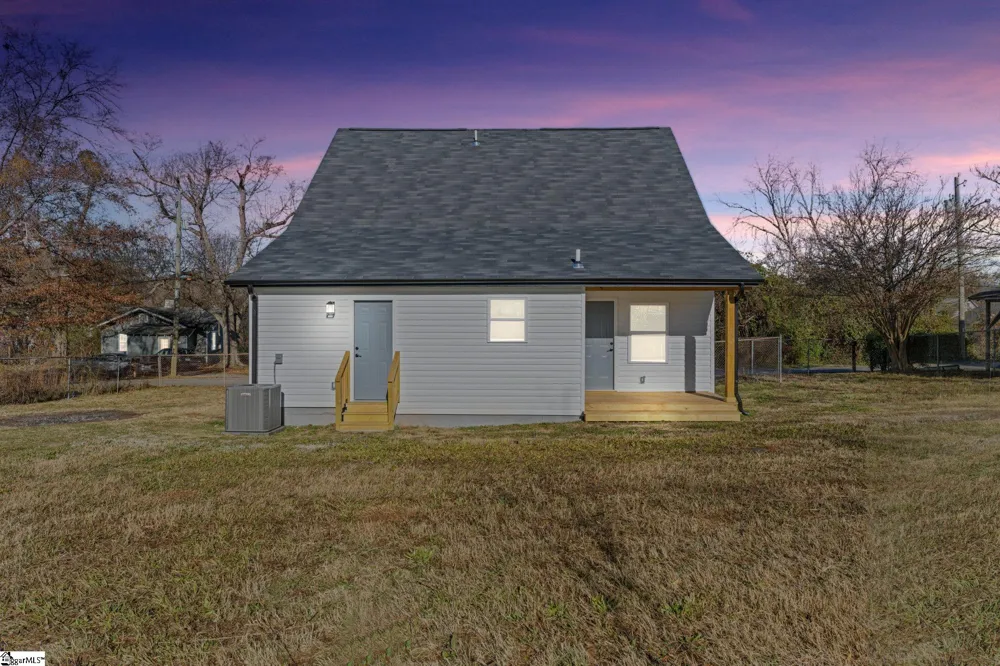 8 Powell Street Seneca, SC 29678