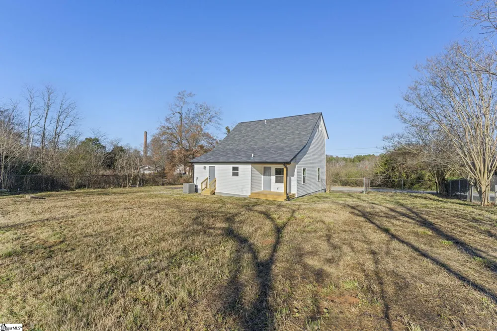 8 Powell Street Seneca, SC 29678