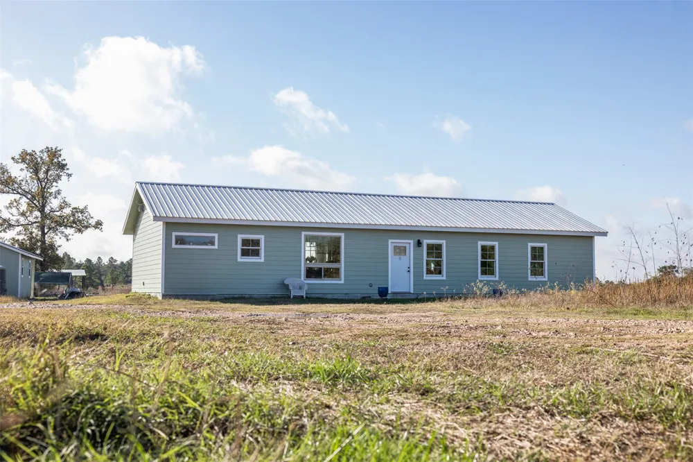 1759 Gotier Trace Road Paige, TX 78659