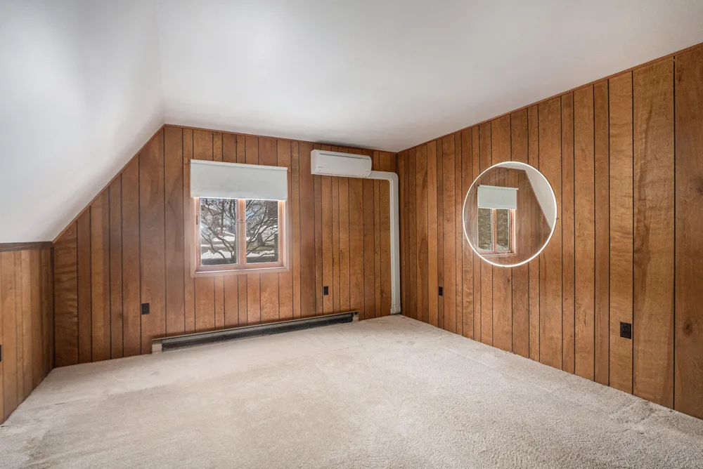 45601 Peninsula Drive E Grand Junction, MI 49056