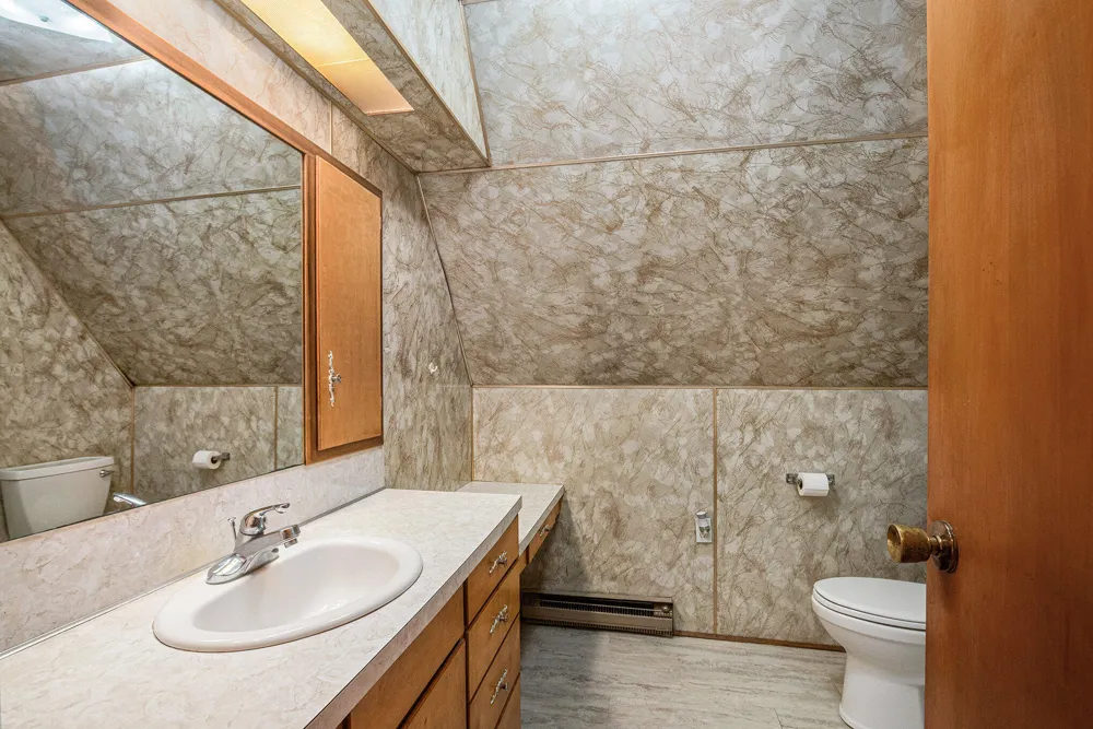 45601 Peninsula Drive E Grand Junction, MI 49056