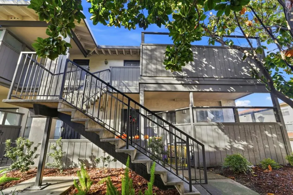 403 Kenbrook Circle San Jose, CA 95111