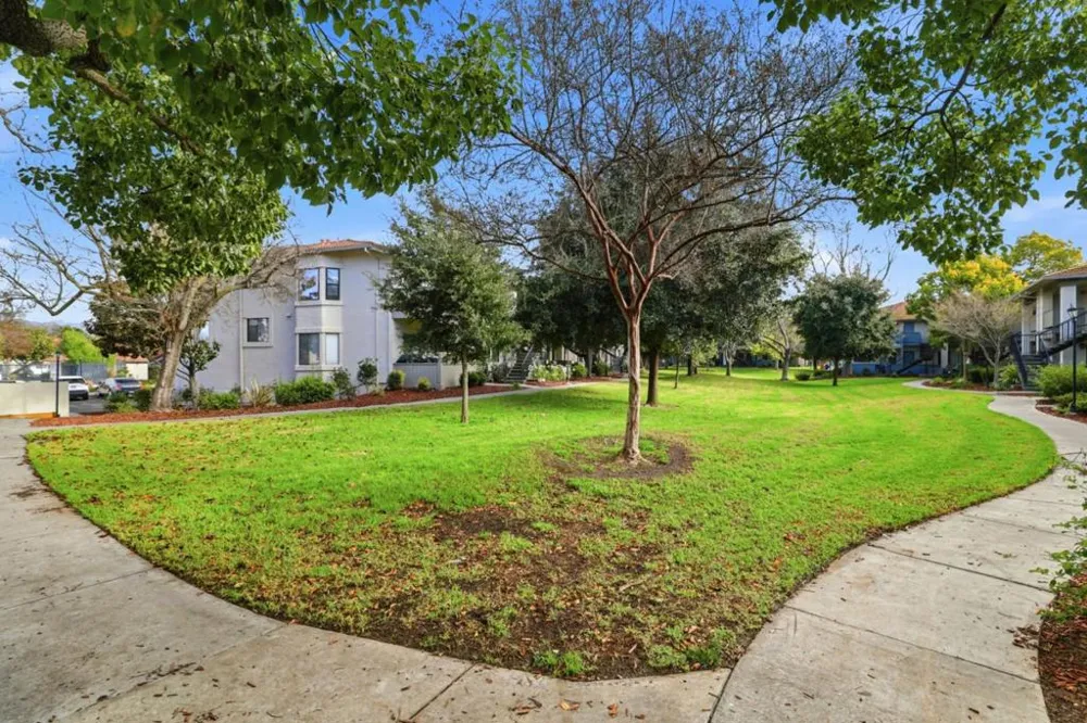 403 Kenbrook Circle San Jose, CA 95111