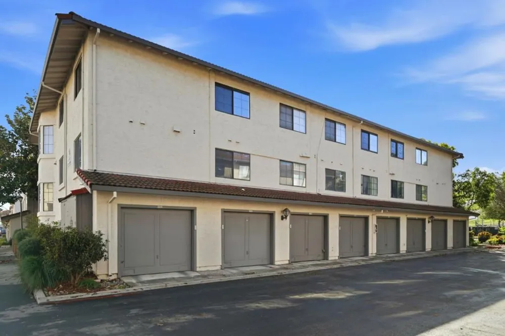 403 Kenbrook Circle San Jose, CA 95111