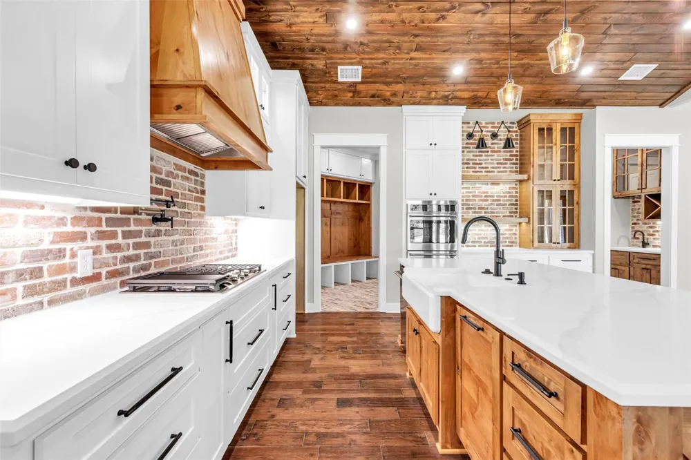 2716 County Road 324 Caldwell, TX 77836