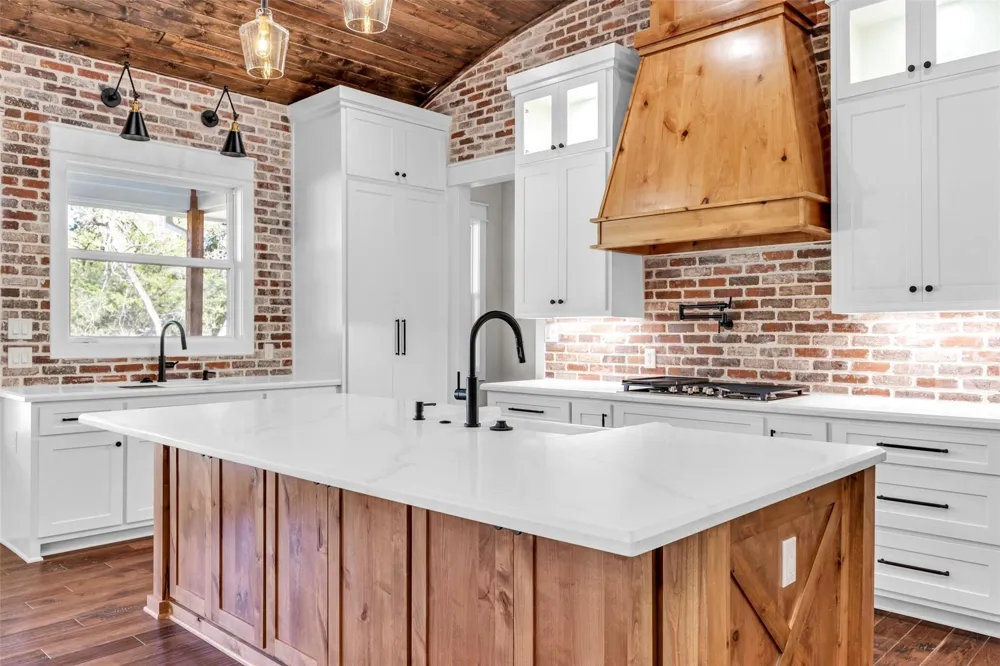 2716 County Road 324 Caldwell, TX 77836