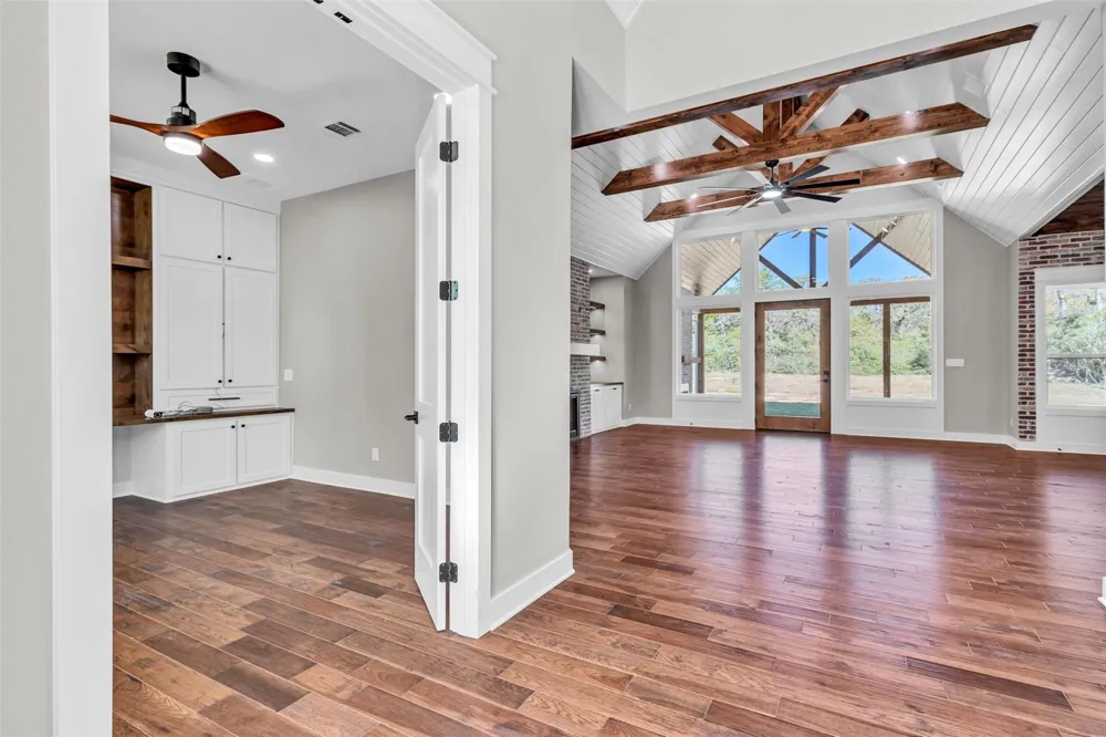 2716 County Road 324 Caldwell, TX 77836