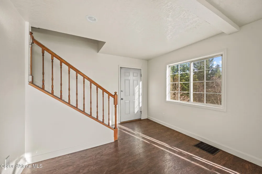 15077 Church Road Rathdrum, ID 83858