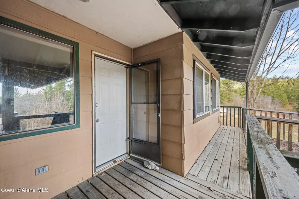 15077 Church Road Rathdrum, ID 83858