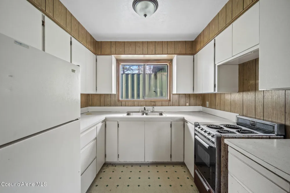 15077 Church Road Rathdrum, ID 83858