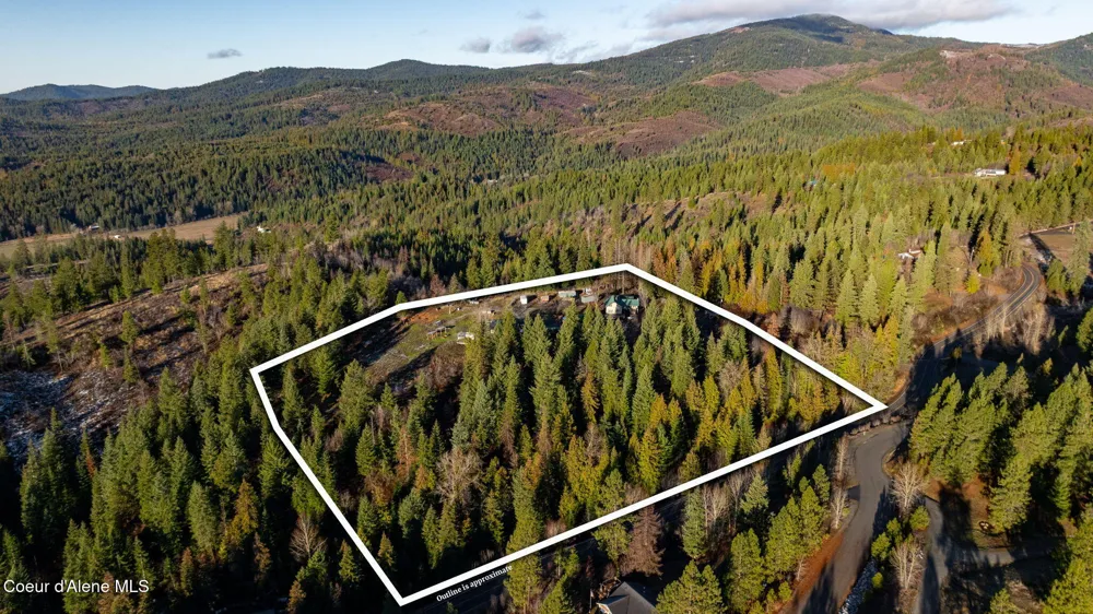 15077 Church Road Rathdrum, ID 83858