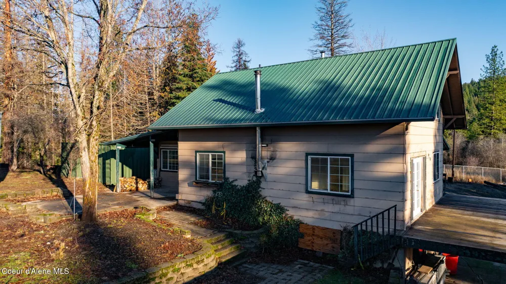 15077 Church Road Rathdrum, ID 83858