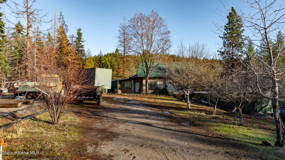15077 Church Road Rathdrum, ID 83858
