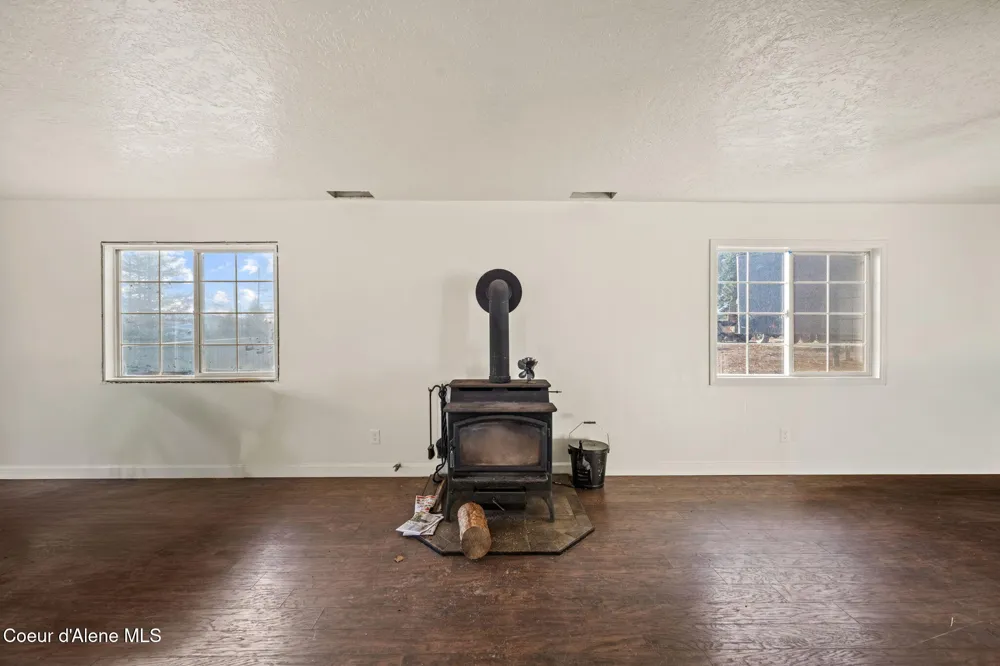 15077 Church Road Rathdrum, ID 83858
