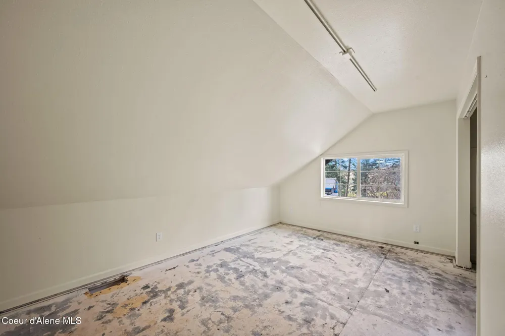 15077 Church Road Rathdrum, ID 83858