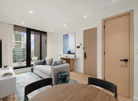 4262 Hunter Street #10A