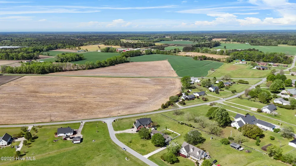 103 Arabian Circle Beulaville, NC 28518