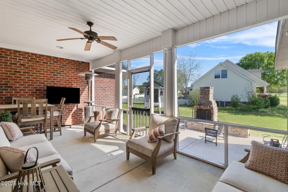 103 Arabian Circle Beulaville, NC 28518