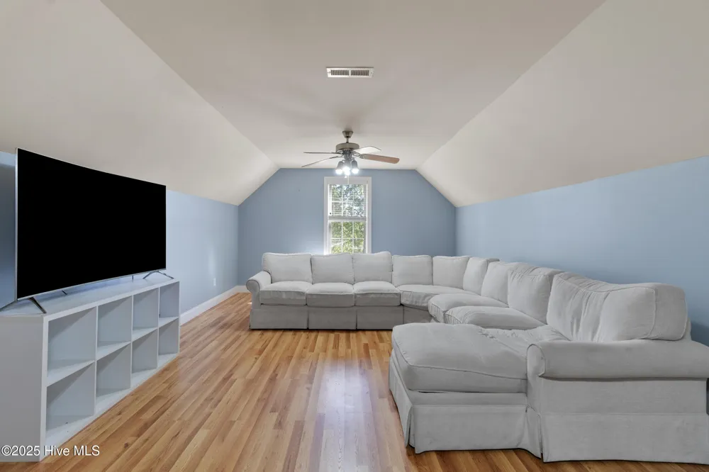 103 Arabian Circle Beulaville, NC 28518