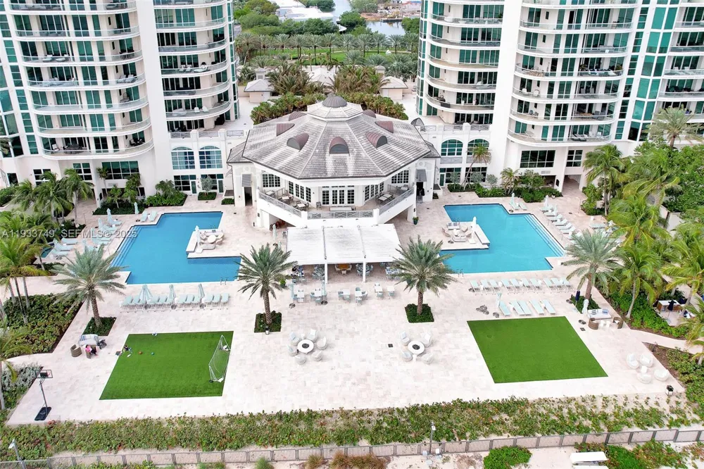 16051 Collins Ave #1503 Sunny Isles Beach, FL 33160