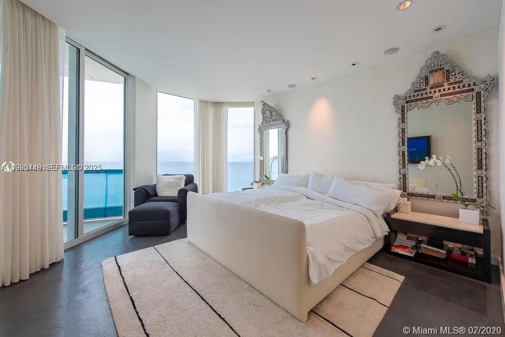 16051 Collins Ave #1503 Sunny Isles Beach, FL 33160