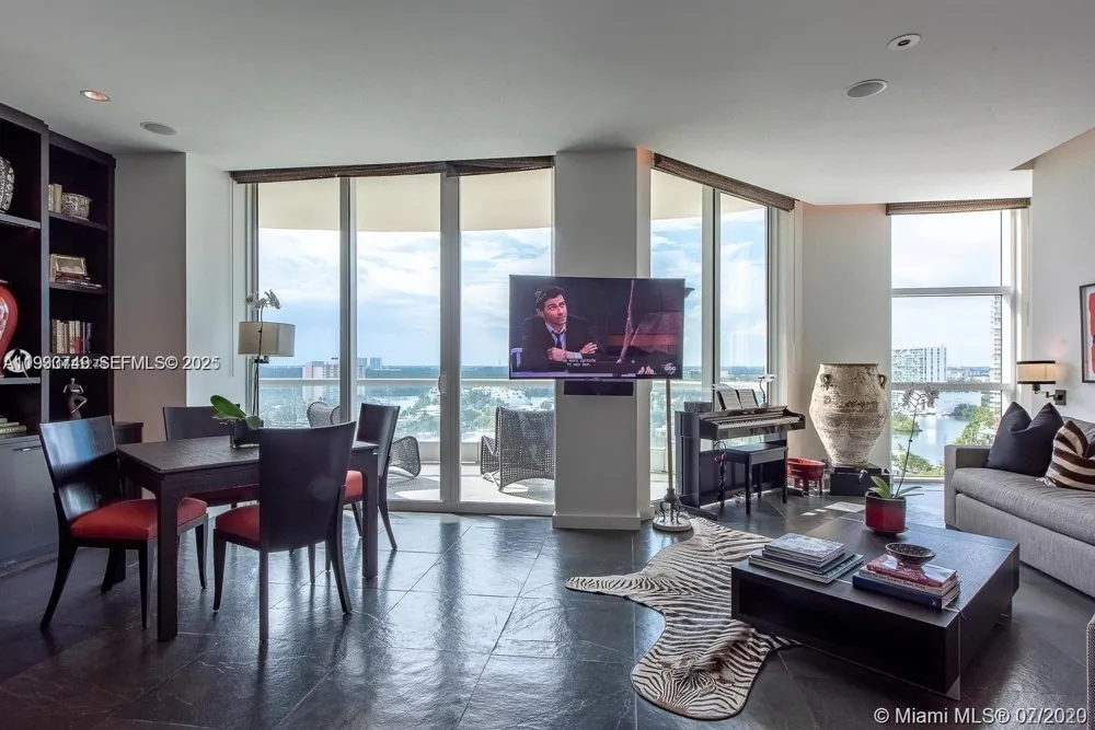 16051 Collins Ave #1503 Sunny Isles Beach, FL 33160