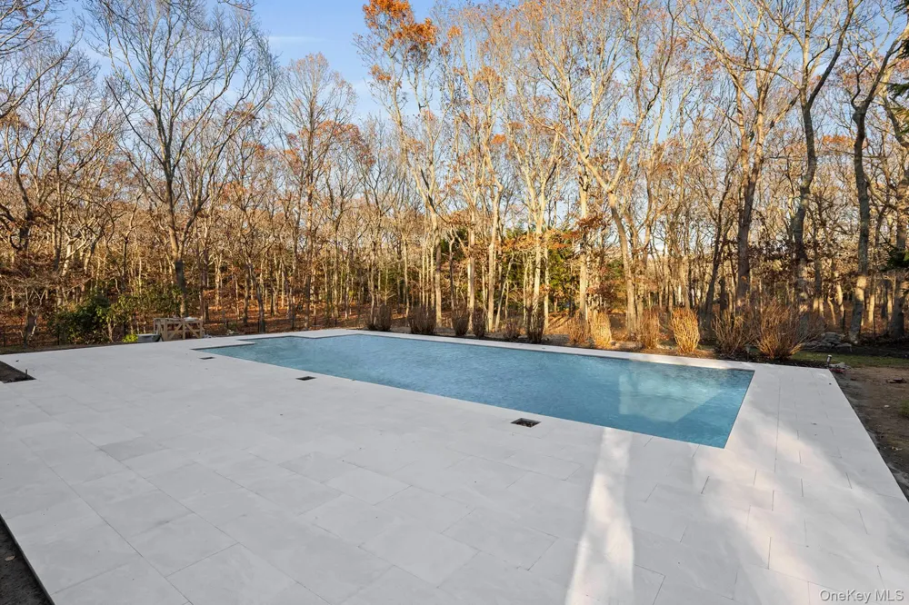 1824 Majors Path Southampton, NY 11968