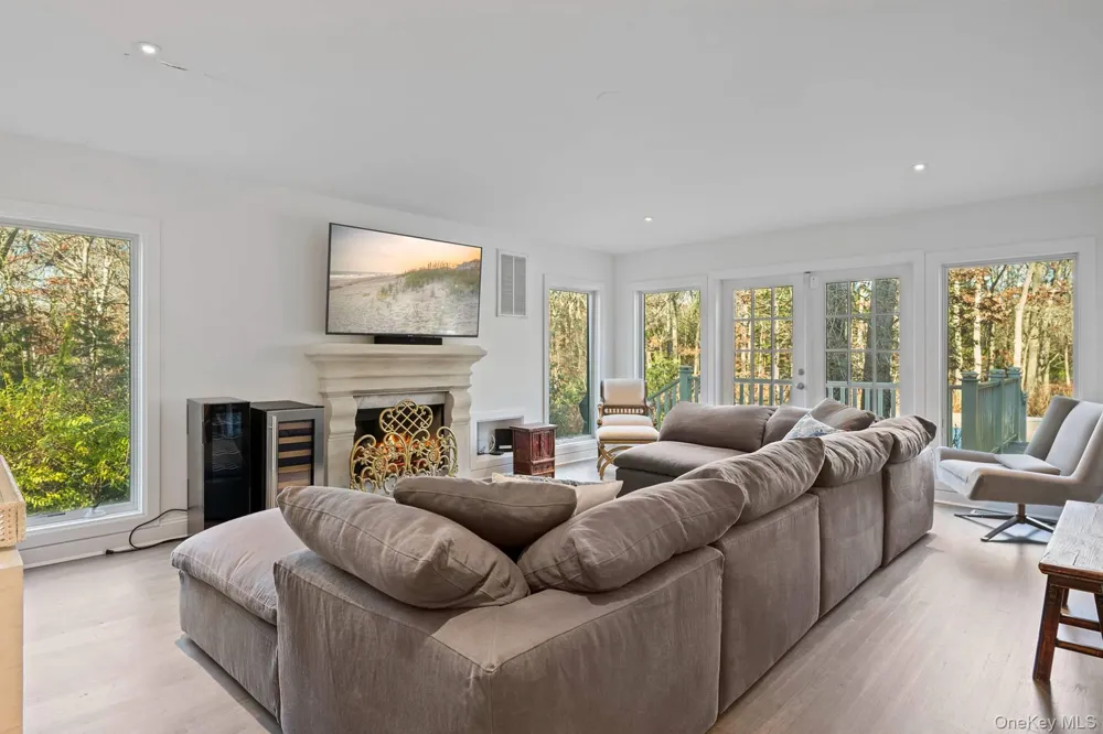 1824 Majors Path Southampton, NY 11968