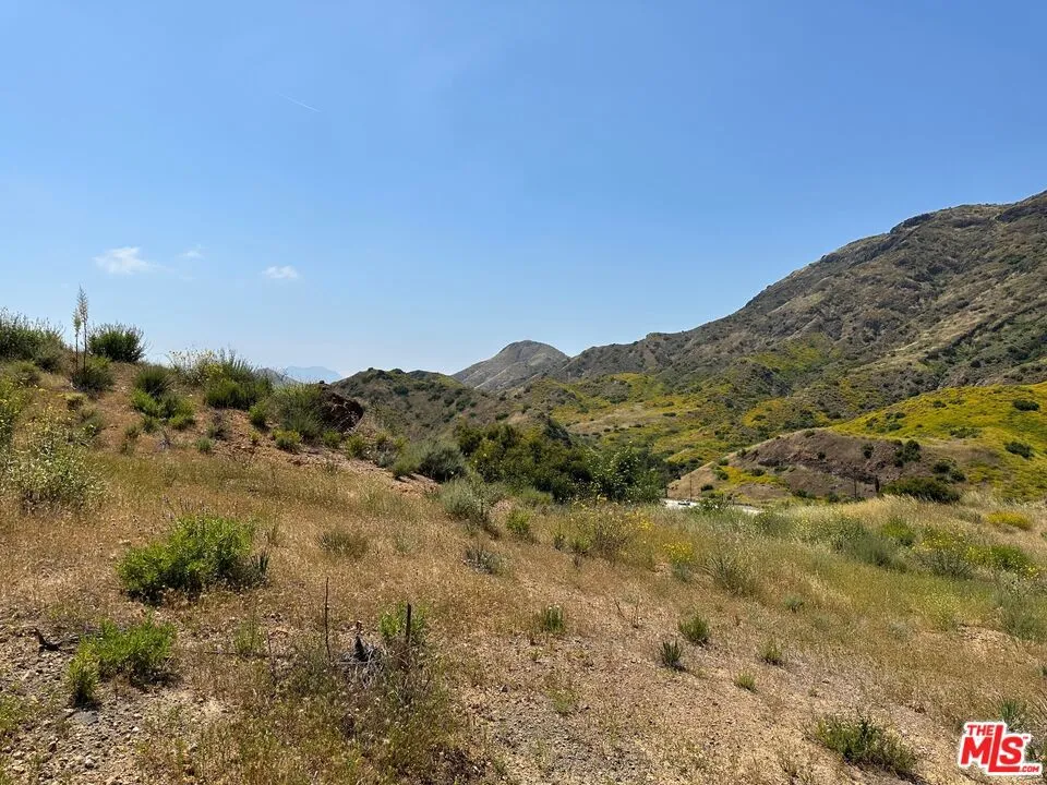 Kanan Road Agoura, CA 91301
