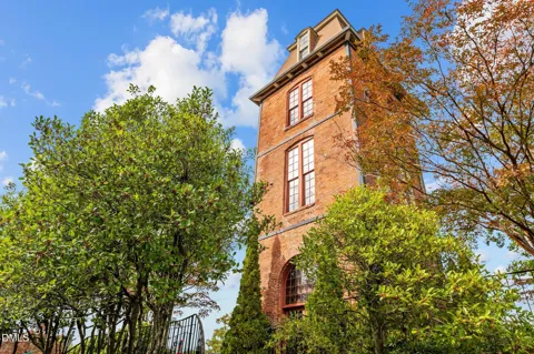807 W Trinity Avenue #Apt 153