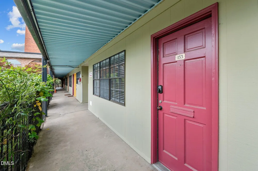 807 W Trinity Avenue #Apt 153 Durham, NC 27701