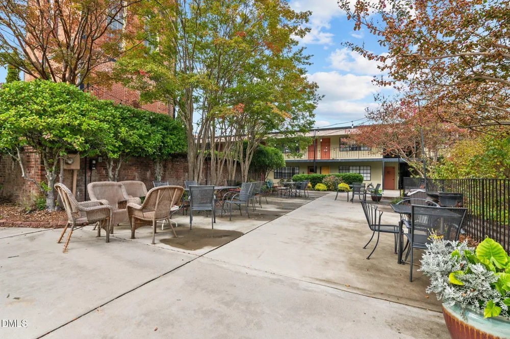 807 W Trinity Avenue #Apt 153 Durham, NC 27701