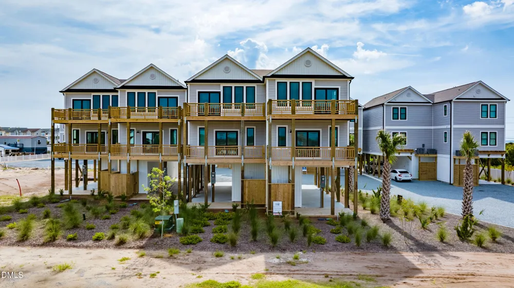 122 Shell Road Surf City, NC 28445