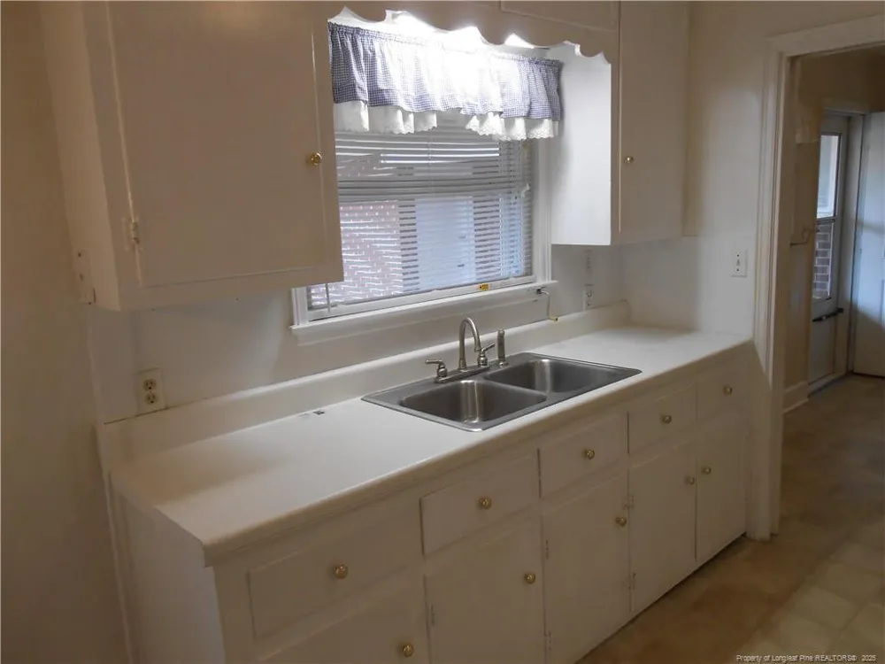 601 W 26th Street Lumberton, NC 28358