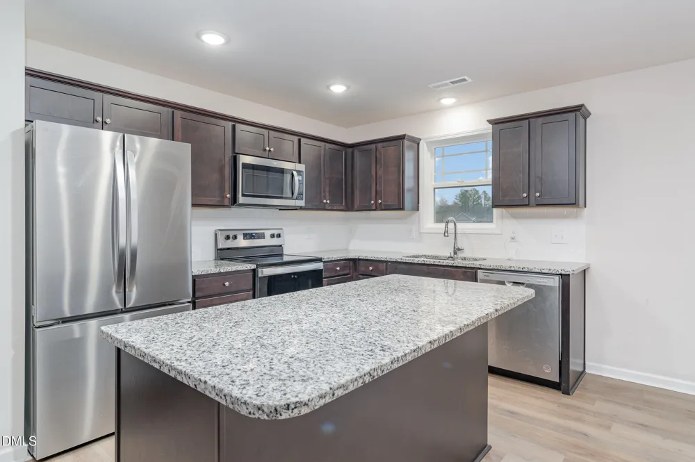 208 Tuscany Circle Princeton, NC 27569