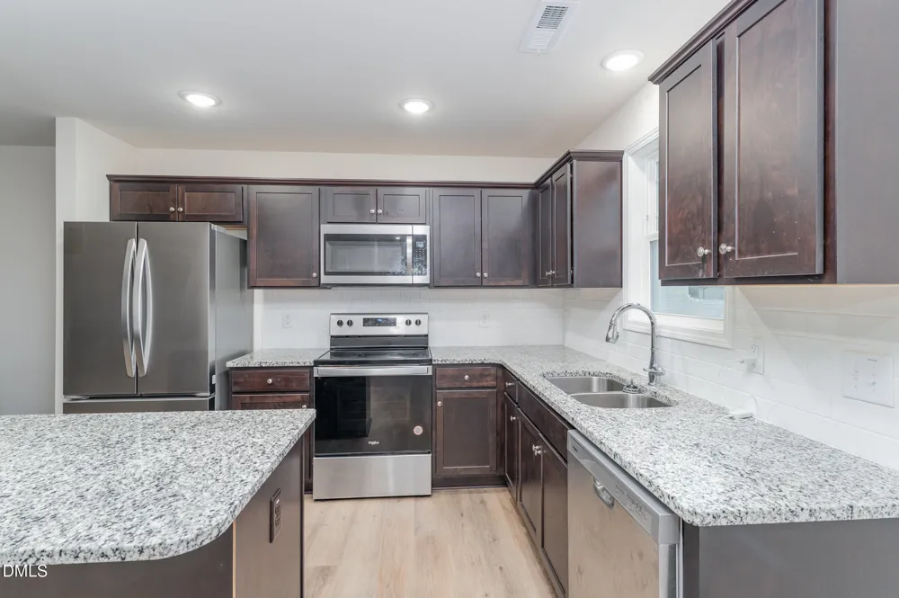 208 Tuscany Circle Princeton, NC 27569