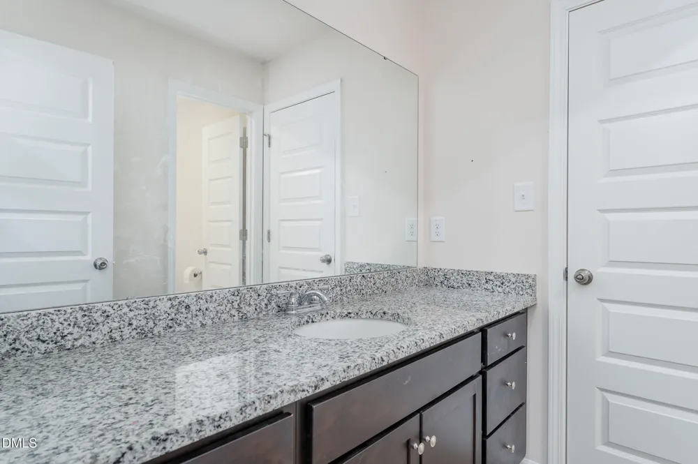 208 Tuscany Circle Princeton, NC 27569