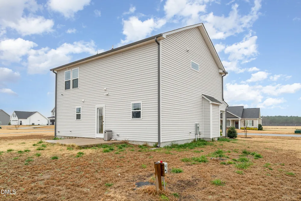 208 Tuscany Circle Princeton, NC 27569
