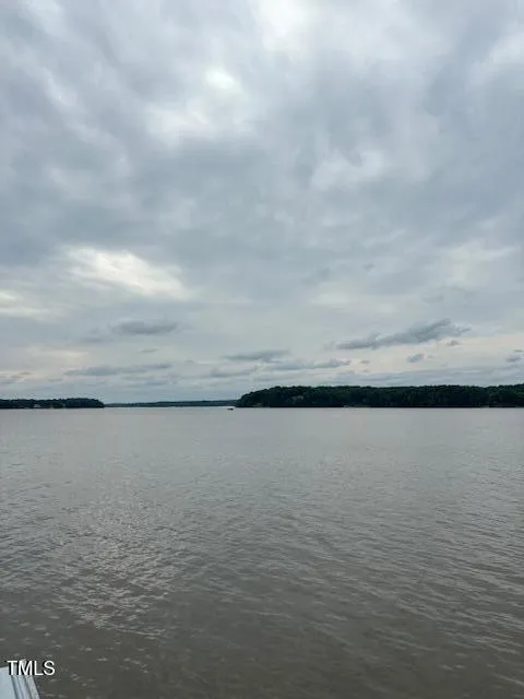 5 Pinnacle Shores Drive Macon, NC 27551