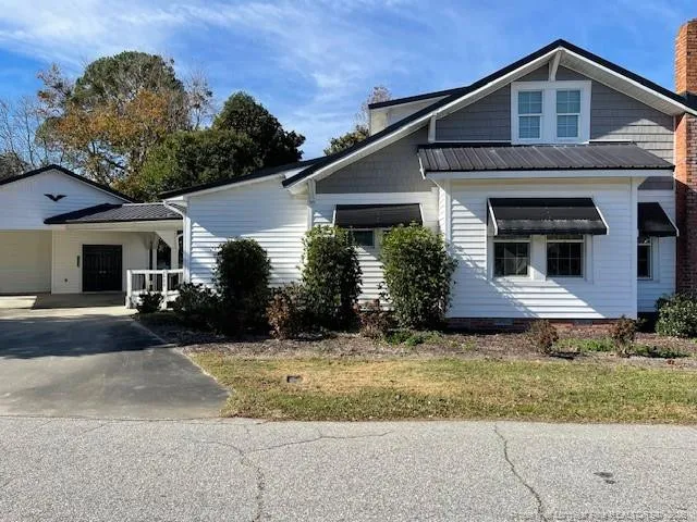 7486 Clinton Road Stedman, NC 28391