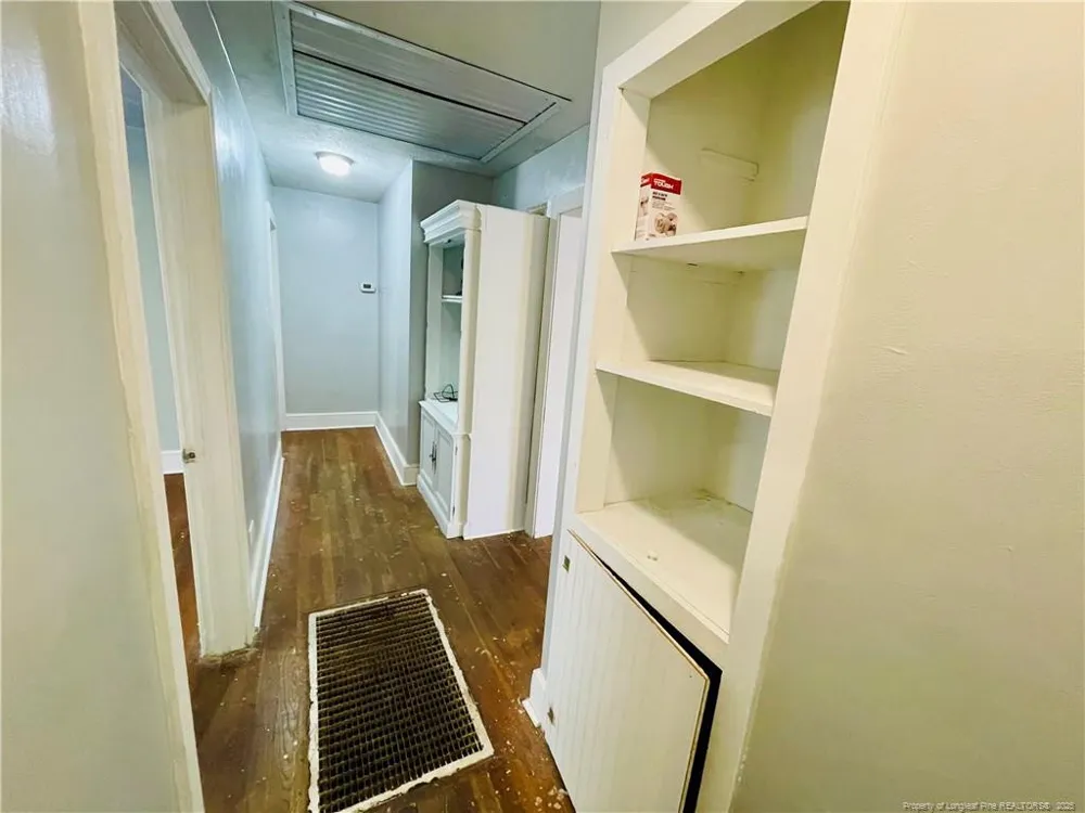 405 S Austin Street S Maxton, NC 28364