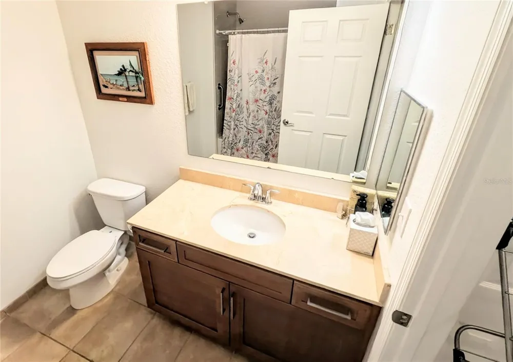 1064 TAMIAMI TRAIL #1606 Sarasota, FL 34236