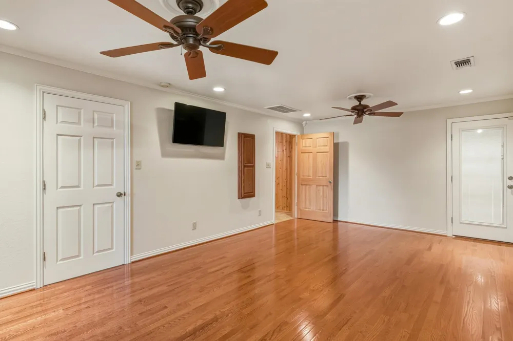 904 County Road 3341 Paradise, TX 76073