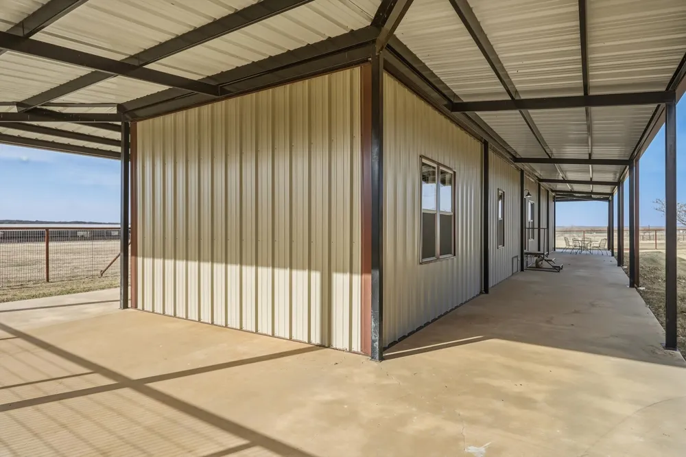 904 County Road 3341 Paradise, TX 76073