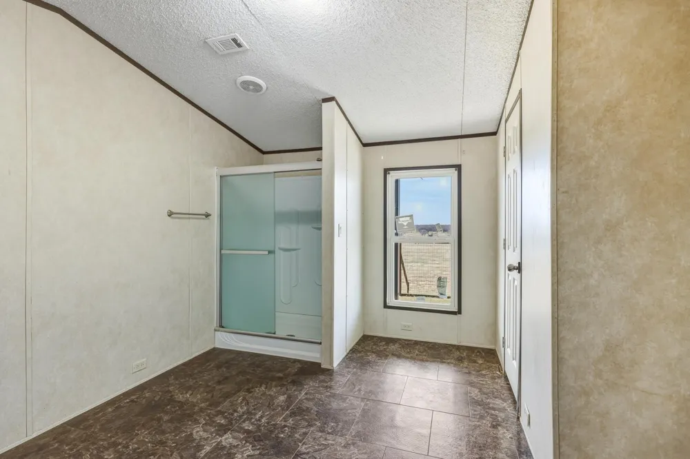 904 County Road 3341 Paradise, TX 76073