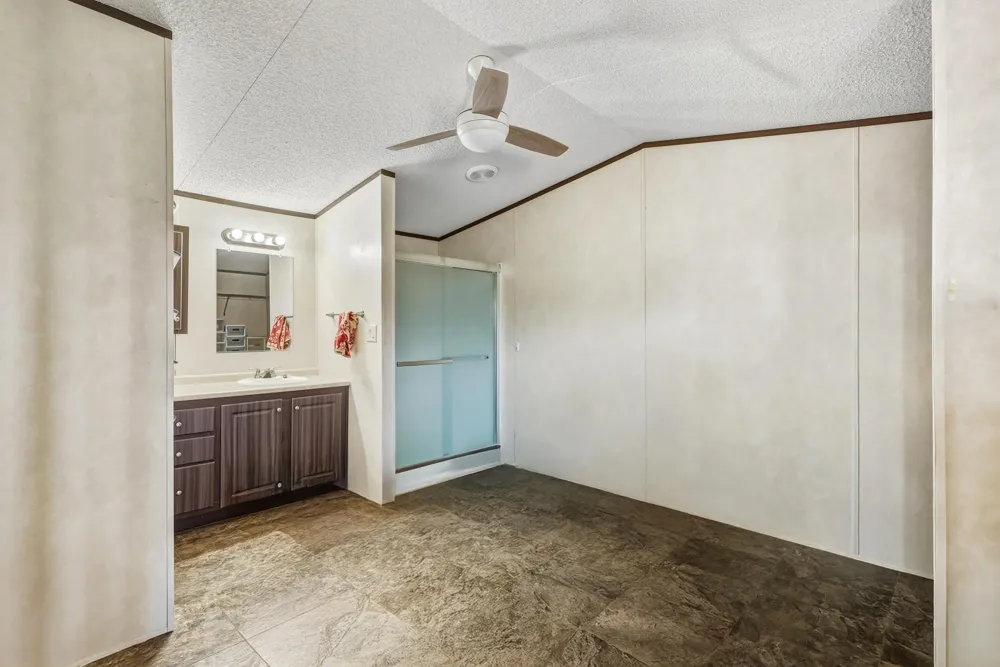 904 County Road 3341 Paradise, TX 76073