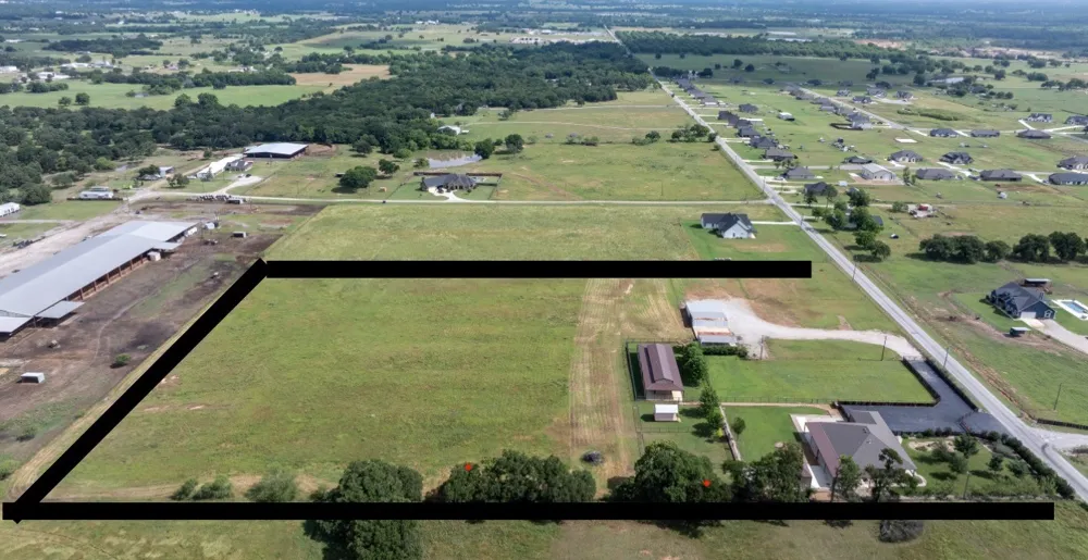 904 County Road 3341 Paradise, TX 76073