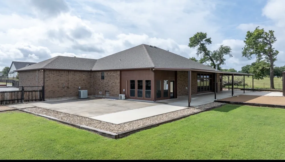 904 County Road 3341 Paradise, TX 76073